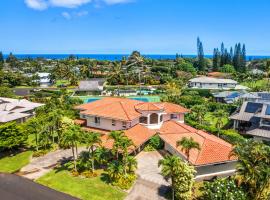 SUNSET PALMS Pool, Tennis, AC Minutes to Beach, pet-friendly hotel in Princeville