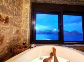 Luxury suite of Villa Lagkadaki