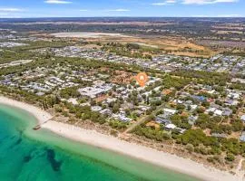Escape to 28 at Cape View