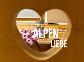 80 m2, für bis 6 Personen mit tollem Skigebiet, zentral und doch ruhig, hotel en Waidring