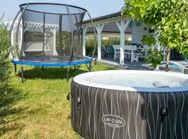 Dom Marcello with jacuzzi, Sun & Snow