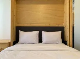 Minimalist Studio Room at Tokyo Riverside PIK 2 Apartment By Travelio