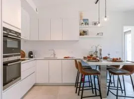 Ostend 2-BR Apartment with Terrace & BBQ & Parking