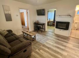 Cozy Flat in Downtown Corning - Unit 101, hotel v destinaci Corning