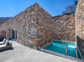 Felicity Cave Suites: Éxo Goniá şehrinde bir otel
