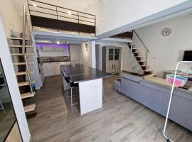 Jolie petit mazet à 10min des plages, hotel in Le Rayol-Canadel-sur-Mer