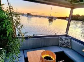 Liquid Spirit Noosaville houseboat " EXPERIENCE MORE "