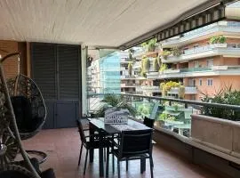 Roma Eur con piscina stagionale esterna
