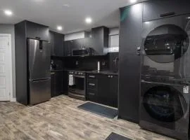 Modern and Cozy Basement Stay in Ajax