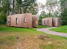 Exclusive lodge with garden view by Belvilla, hotel v destinaci Antoing