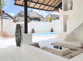 Malicott Athena, ξενοδοχείο στο Σεμινιάκ