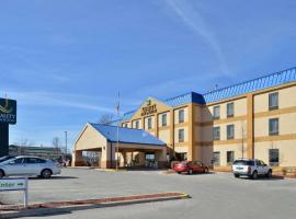 Quality Inn & Suites Jefferson City, hotel poblíž Jefferson City Memorial - JEF, Jefferson City