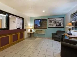 Super 8 By Wyndham Lexington Park/California Area