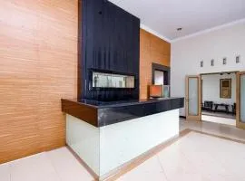 Super OYO 2436 Hotel Kencana