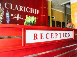 SPOT ON 3605 Clarichie Guest House，位于Oesapa-besar塔里机场 - KOE附近的酒店