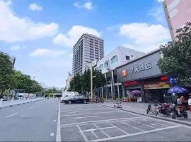 7 Days Inn Foshan Lecong Furniture Market