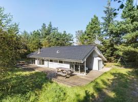 Holiday Home Torndrup Tværvej, hotel din Hals