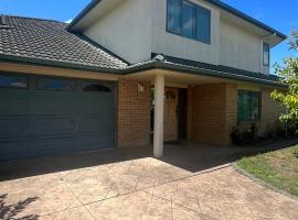 Riverside - close to CBD, hotel v destinaci Whakatane