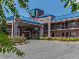 Quality Inn Calera I-65 exit 231, hotel en Calera