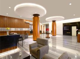 Hotel Santika Makassar, ξενοδοχείο σε Μακασάρ