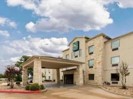 Quality Suites Huntsville Near University