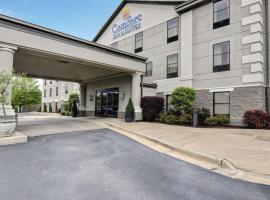 Comfort Inn & Suites Hot Springs Midtown, hotel poblíž Hot Springs Memorial Field Airport - HOT, Hot Springs