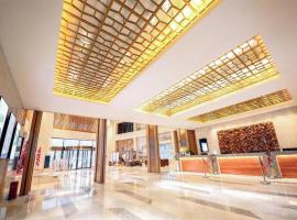 Yueyang Grand Skylight Hotel, hotel in Yueyang