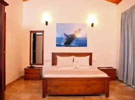 OYO 246 Roy Villa Beach Hotel