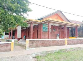 OYO 3303 Penginapan Putri Asih Sawarna, hotel v destinaci Sawarna