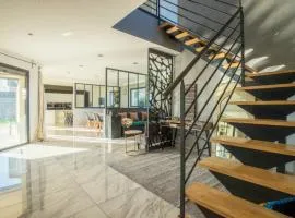 Maison Architecte avec Salle de Cinéma