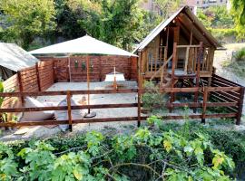 Twiga tenda su palafitta, tenda de luxo em Imperia