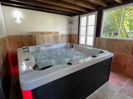 Le Domaine du Cerf - Gites, nature et Spa