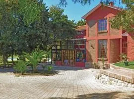 Casona con salón de eventos
