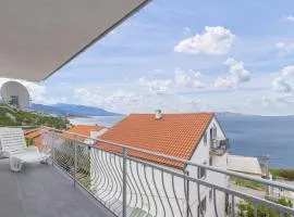1 Bedroom Cozy Apartment In Senj
