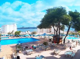 Apartamentos Vibra Riviera, hotel met zwembaden in Bahia de Sant Antoni