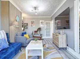 Elegant 3-Bedroom Family Home with Games Room Near Rayleigh Weir
