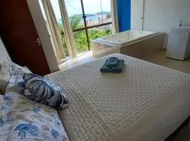 Suíte Atlântica com banheira de hidromassagem
