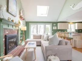0 6 Miles to Beach Great for families