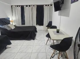 Departamento con vista a Avenida Corrientes y la ciudad