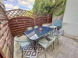 Appartement RDC près de la plage avec terrasse et Wi-Fi - FR-1-361-555