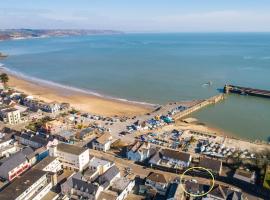 Harbour Reach - 2 storey apartment in Saundersfoot, hotel in Saundersfoot