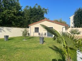 Un cocon de bien être, homestay in Juvisy-sur-Orge