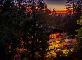 Sunset Summit Villa 2 min from Bass Lake