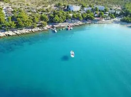 Slanica Beach Apartment with 3 bedrooms ID 225