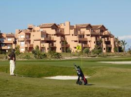 Superb 2 Bed Apartment on Mar Menor Golf Resort with Free WIFI, hotel v destinaci Los Martínez