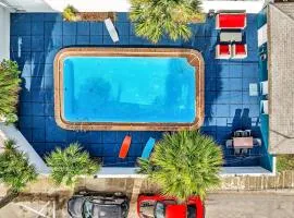 Sunny Hollywood Pool Home Near Beach & Casino