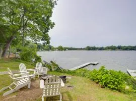 Waterfront Cable Lake Cabin with Grill!