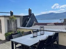 Beautiful Fjord View, High Standard, Fully Equipped
