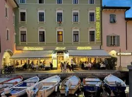 Lake Hotel Benaco