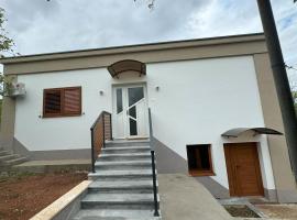 Guest house Ivan, hotel sa Međugorje